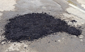 Canada Pothole,Utility Paving,Patching,Cold Mix,Driveway Repair during repair