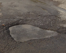 Canada Pothole,Utility Paving,Patching,Cold Mix,Driveway Repair before repair